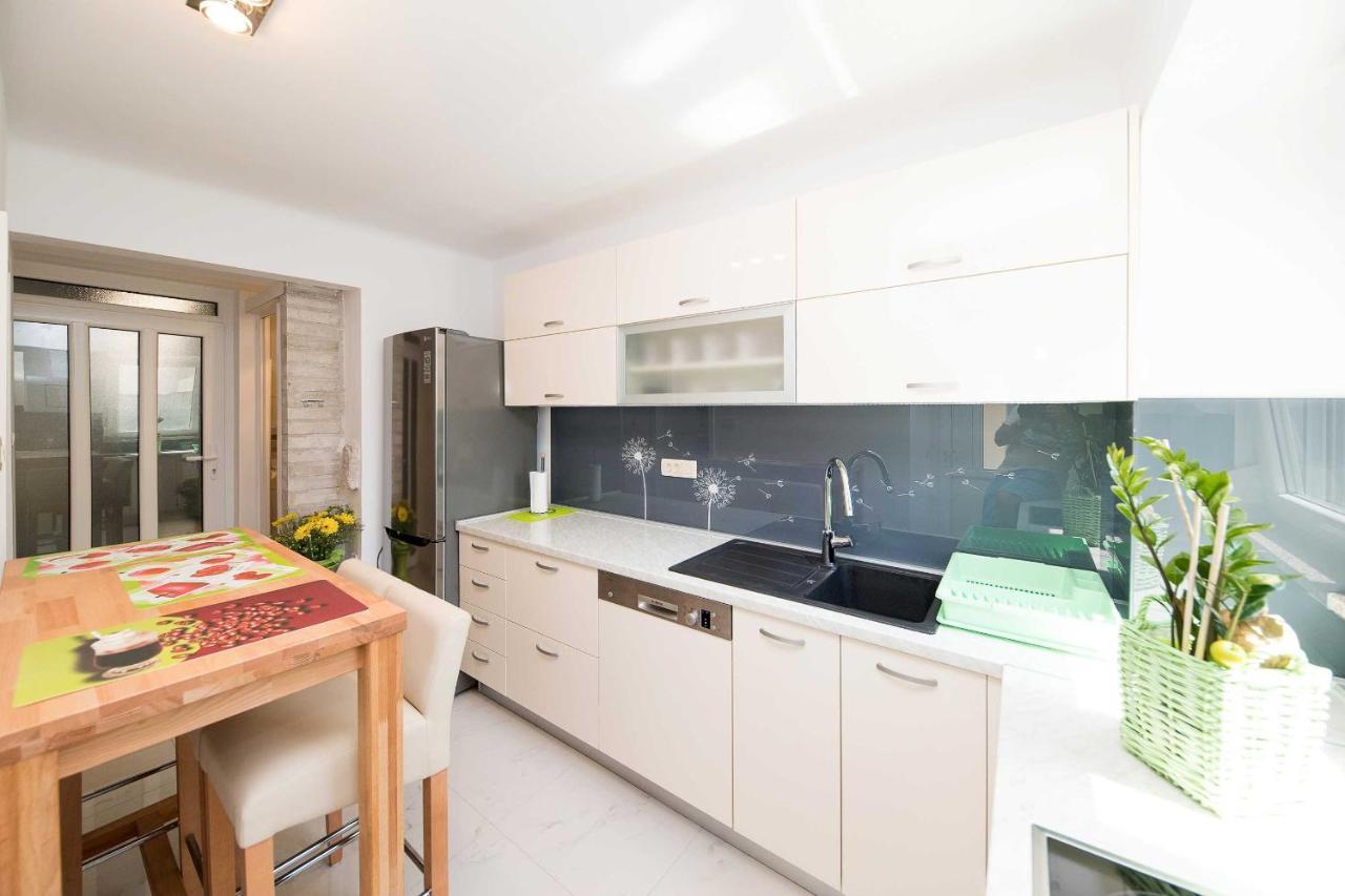 Appartamento Anvedor Crikvenica Esterno foto